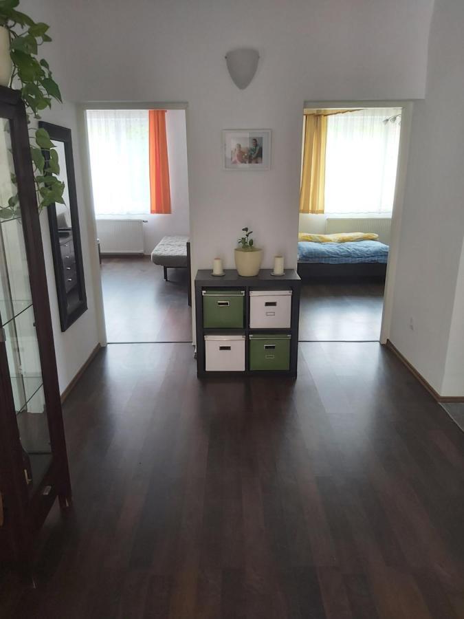 Polonia Apartman Leilighet Egerszalók Eksteriør bilde